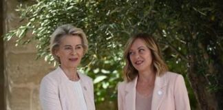 Von der Leyen cerca i voti di Meloni, oggi il confronto con il gruppo Ecr