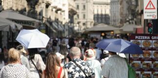 Caldo afoso e forti nubifragi al Nord, come cambia il meteo: le previsioni caldo