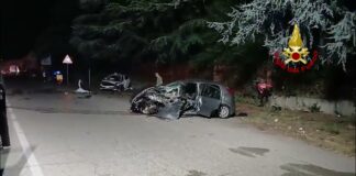 Altavilla Vicentina, Vigili del fuoco intervengono dopo scontro tra due auto: tre feriti, uno in condizioni gravi Altavilla Vicentina, Vigili del fuoco intervengono dopo scontro tra due auto