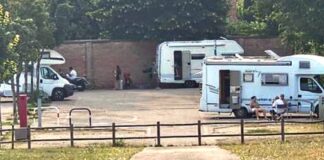 Bassano del Grappa, il sindaco contro i nomadi al parcheggio Gerosa bassano nomadi