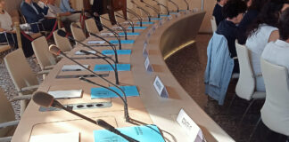 Vicenza, minoranza propone gli “Street Tutor” civici contro il degrado e per la sicurezza nella movida Assestamento di bilancio di Vicenza: banchi vuoti opposizione aggressioni ospedale vicenza street tutor