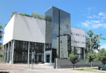 Confcommercio Nazionale, preoccupazione per i dazi al 30% annunciati da Trump: bisogna negoziare confcommercio vicenza osservatorio economico 2024: calano i ricavi e crescono i costi, ma quadro sostanzialmente stabile dazi al 30%