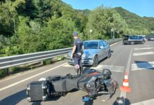 Torrebelvicino, Polizia Locale Alto Vicentino: donna 63enne di Schio, alla guida di BMW,  investe un motociclo KTM fermo al rosso Sinistro stradale a Torrebelvicino