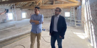 Boom di candidature per il corso di design dell’Università Iuav nella sede di Vicenza: 100 posti disponibili, 223 richieste per test di ammissione Ass. Nicolai e sindaco Possamai durante lavori per sistemare sede di Vicenza per corso di Design Università di Venezia