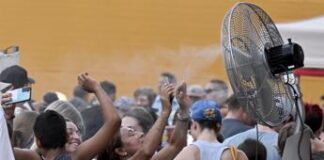 Caldo estremo, afa senza fine e temperature record: le previsioni meteo