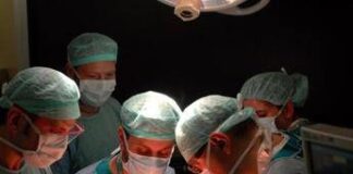 Chirurgia, in Toscana primo intervento protesi anca con nuova piattaforma robotica