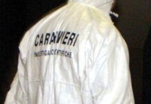 Firenze, femminicidio a Rufina: donna trovata morta in casa, convivente si lancia dalla finestra