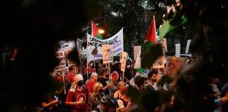 Gaza, leader proteste Chicago: “E’ il nostro Vietnam, democratici complici di Israele”