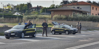 GdF Vicenza: spaccio di stupefacenti all’AMA Music Festival, sequestrati 160 grammi di sostanze con 85 contestazioni al Prefetto GdF Vicenza in azione