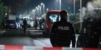 Germania, attacco con coltello a Solingen: morti e feriti alla festa cittadina
