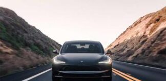 Le Tesla ora costano di meno in Italia