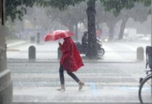 Maltempo, scuole chiuse per allerta meteo venerdì 9 ottobre: l’elenco dei comuni interessati