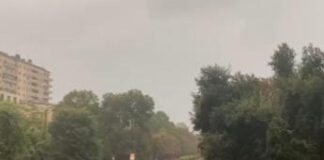 Nubifragio a Milano: strade allagate, linee tram interrotte – Video