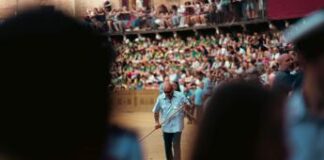 Palio di Siena, oggi si corre dopo il rinvio per maltempo: orario, programma