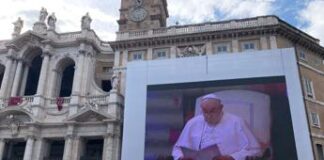 Papa a Santa Maria Maggiore: “Miracolo della neve non solo folclore, ha valenza simbolica”