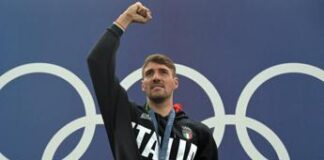 Parigi 2024, De Gennaro oro canoa slalom: chi è il campione olimpico