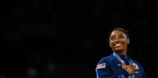 Parigi 2024, Simone Biles contro le domande stupide dei giornalisti