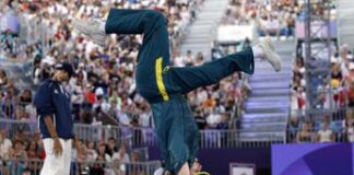 Parigi 2024, break dance debutta: l’australiana disastrosa è una star – Video