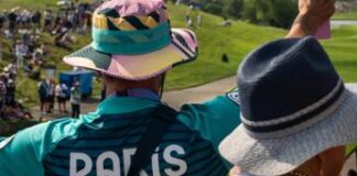 Parigi 2024, volontari olimpici stanno già vendendo le divise on line