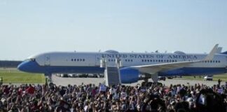 Trump accusa Harris di aver usato l’IA per ritoccare foto comizio