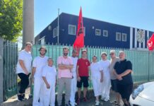 Il sindaco di Camisano Vicentino in visita al presidio permanente alla Italgelato. Mercoledì incontro con l’azienda? Italgelato, firmata la chiusura dello stabilimento