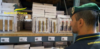 Padova, Gdf sequestra 3 milioni di articoli per la scuola e bigiotteria irregolari articoli scuola padova