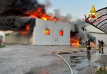 Maino (Lega – LV): “Plauso ai Vigili del Fuoco vicentini per spegnimento del rogo alla Veco di Monticello Conte Otto” vigili del fuoco vicentini