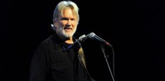 Addio a Kris Kristofferson, leggenda della musica country e attore: aveva 88 anni