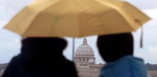 Allerta meteo a Roma: forti piogge, raffiche di vento e grandine