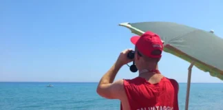 Bagnino veneto multato dopo aver salvato una donna in difficoltà. Zaia: “A volte la burocrazia prevale sul buon senso. Bravo a Saverio Amato” Bagnino veneto multato