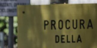 Challenge ‘Sex Roulette’, da Codacons esposto a 104 Procure, AgCom e polizia postale