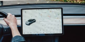 I dilemmi etici della guida autonoma Dilemmi etici della guida