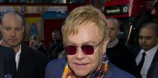 Elton John: “Ho avuto una grave infezione ad un occhio, ci vedo poco”