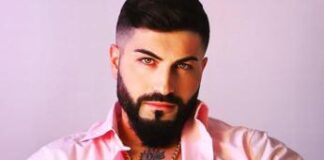 Folgorato da fulmine in casa dei genitori, morto cantante neomelodico Carmine Diamante