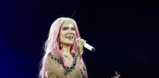 Gli innamorati pazzi su TikTok cantano Karol G, ma non capiscono il brano