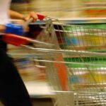 Inflazione rallenta a ottobre: +1,2% su anno. Frenata per il carrello della spesa