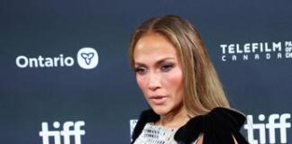 Jennifer Lopez, dopo il divorzio con Ben Affleck la foto mano nella mano con Matt Damon