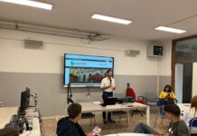 Agevolazioni per il trasporto pubblico agli studenti vicentini. L’iniziativa presentata questa mattina al liceo Lioy l'assessore Spiller spiega le agevolazioni sul trasporto pubblico