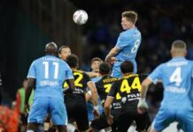 Napoli-Monza 2-0, azzurri primi in classifica con 13 punti