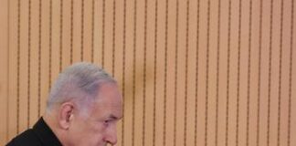 Netanyahu torna in ospedale, era uscito contro il parere dei medici
