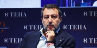 Open Arms, Salvini: “Un milione di risarcimento? Non apro pacchi ad ‘Affari tuoi’…”