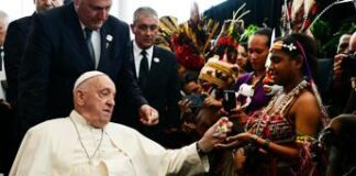 Papa in Papua Nuova Guinea: “Risorse naturali siano a beneficio di tutti”