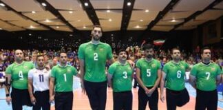 Paralimpiadi 2024, il campione di volley è troppo alto e dorme per terra: niente letto