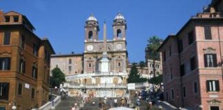 “Su Trinità dei Monti bizzarrie francesi”: lo stupore dell’esperto