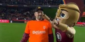 Tifoso ‘fuoriclasse’ fa gol e vince 40mila euro