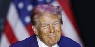 Trump chiede aerei militari per proteggerlo da Iran