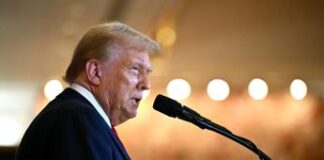 Trump contro Harris: “Approva operazioni per cambio sesso di migranti in carcere”