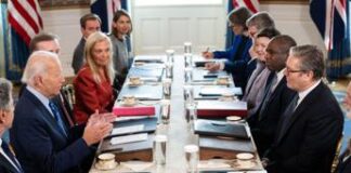 Ucraina-Russia, Biden e Starmer ribadiscono sostegno a Kiev