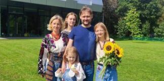 Ucraina, una famiglia simbolo della guerra: colpita a Leopoli, sopravvive solo il padre