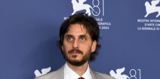 Venezia 81, Luca Marinelli è Mussolini: “Da antifascista è stato doloroso”